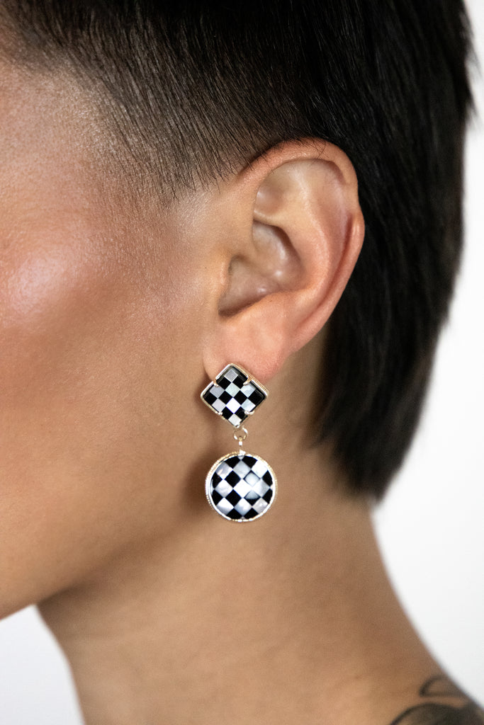 Checkerboard earrings 9 karat